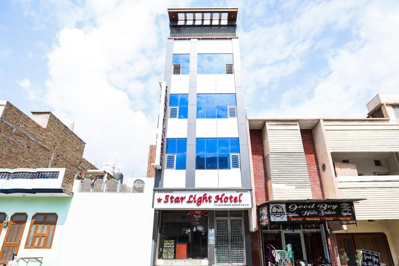 Oyo 71693 Starlight Hotel Gangānagar Kültér fotó